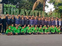 Non Regular Class Program Mpd Umsurabaya Nomor Serangkaian Foto 3